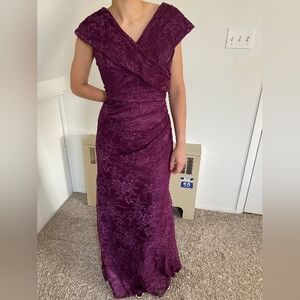 Chic Plum Floral Maxi Dress